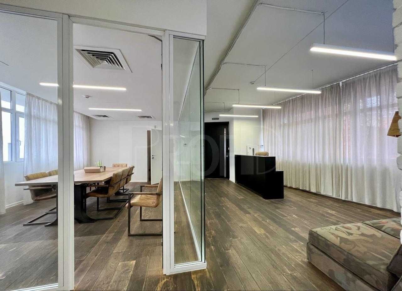 БЦ класса В+ метро Печерская (220м2)