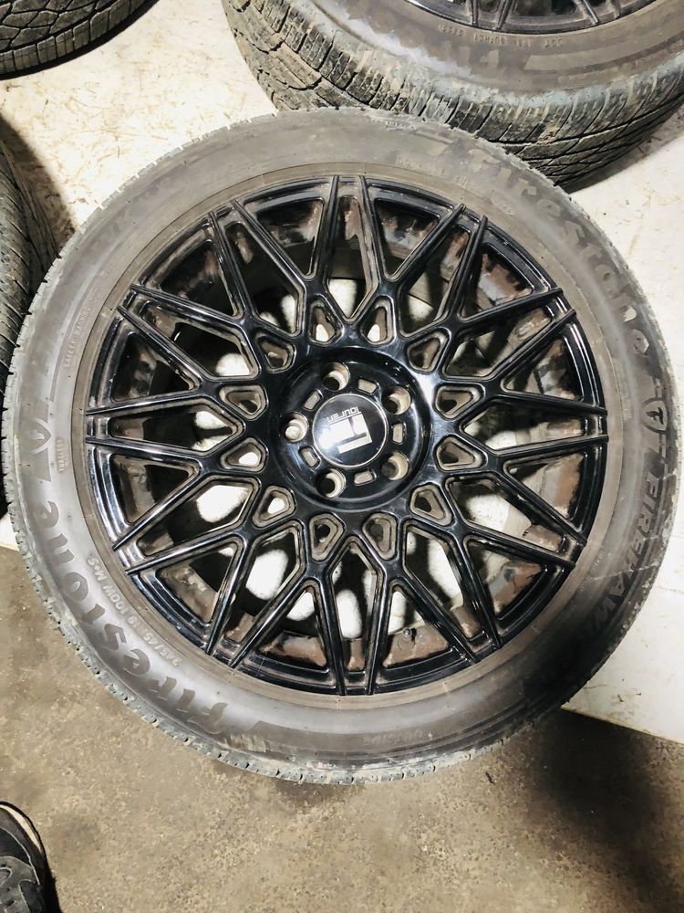 Колеса диски з резиною Audi R18 245/45 5*112