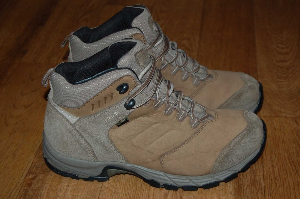 ботинки на мембране 40,5-41р Merrell Sketchers Meindl Goretex Brutting
