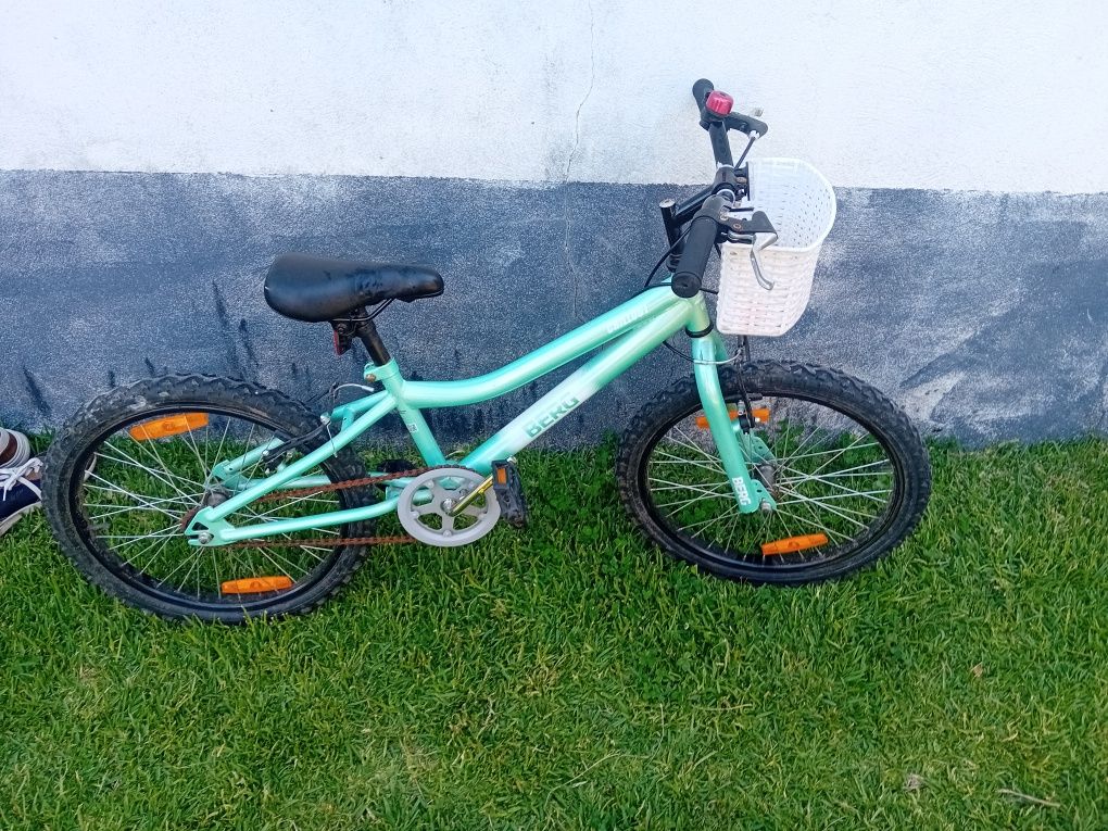 Vendo bicicleta como nova