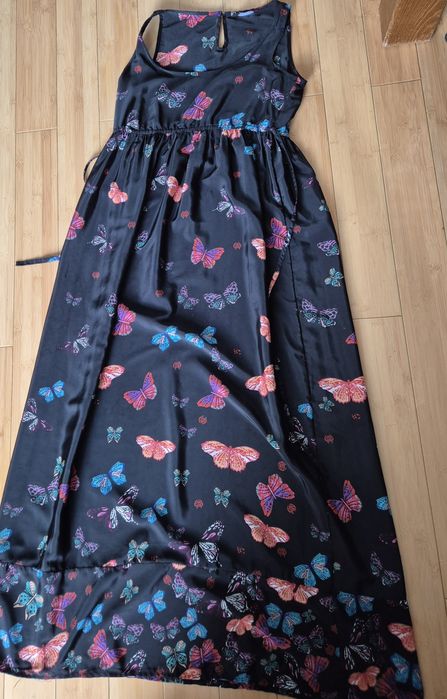 Sukienka letnia roz 12. 38/40 zwiewna nie gniecie się. Maxi dł 140 cm