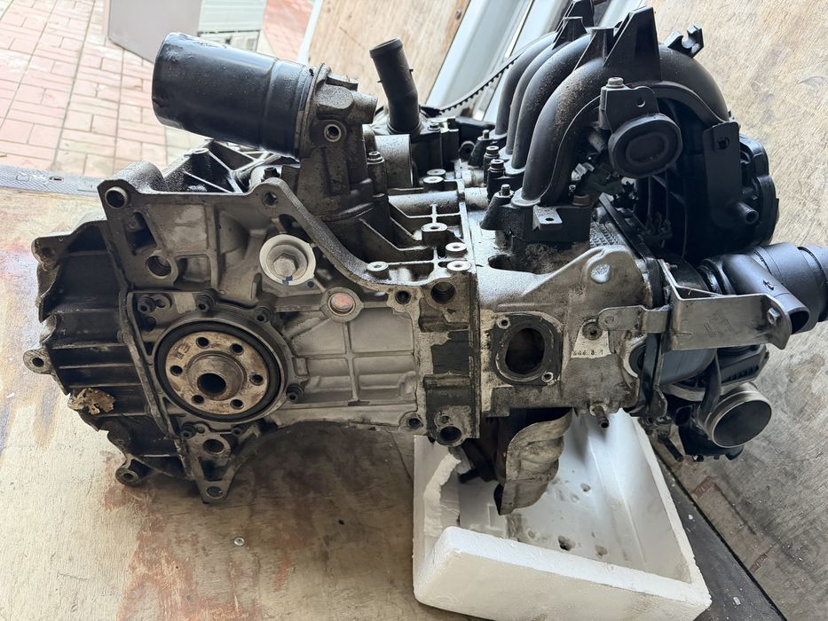 Мотор 1,6 mpi  для авто (Volkswagen,Skoda)