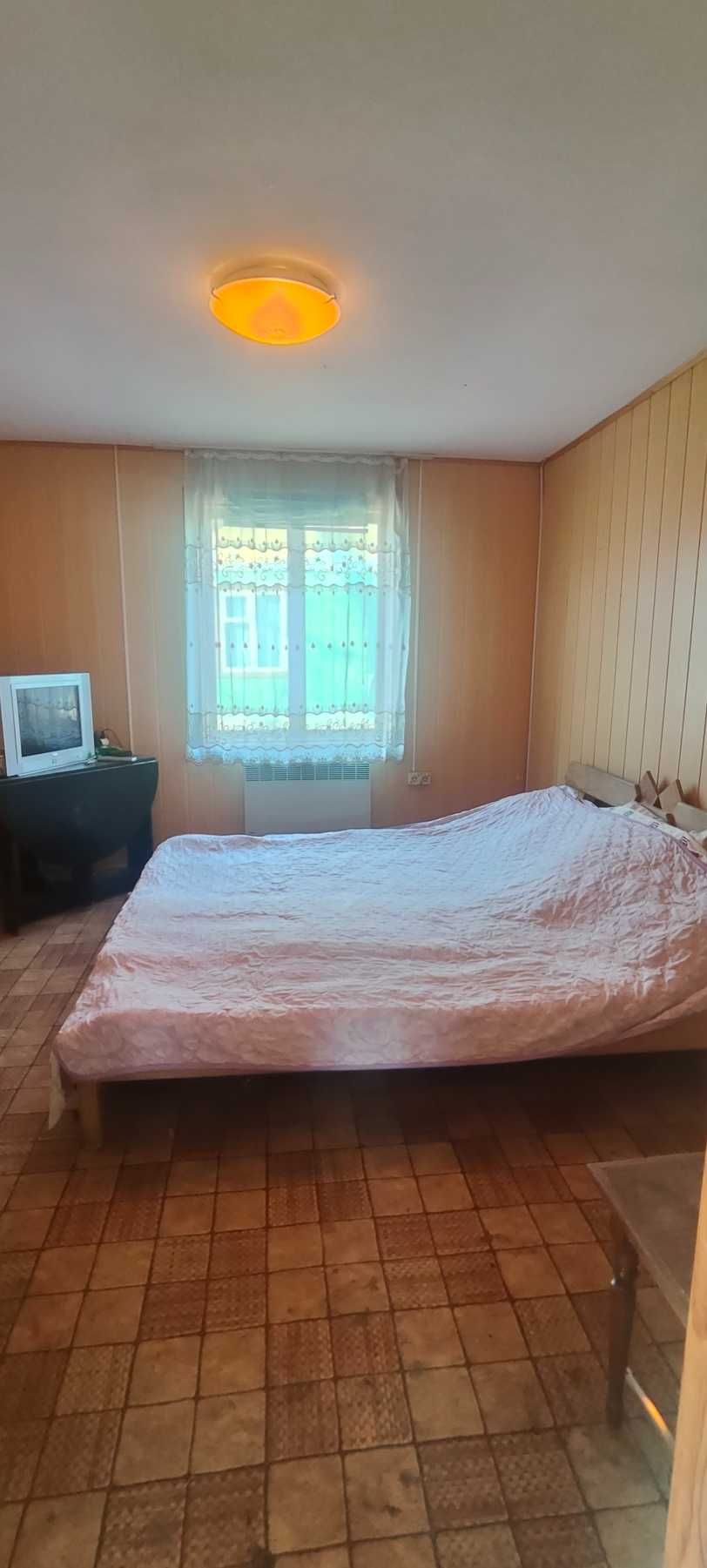 База відпочинку в лісовому масиві, с-ще Сокирна.