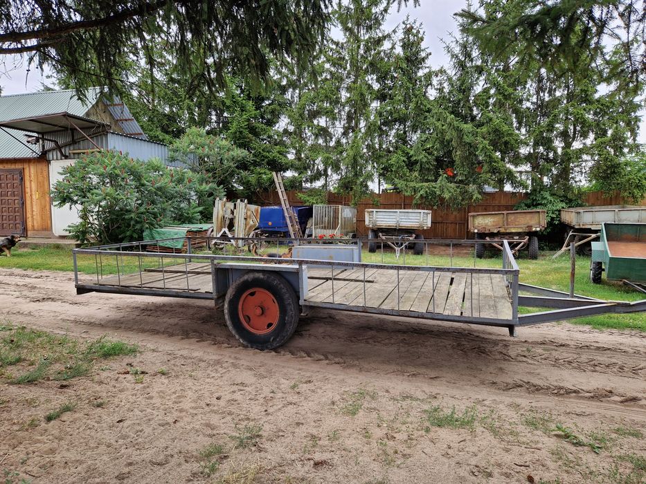 Laweta dłużyca do słomy