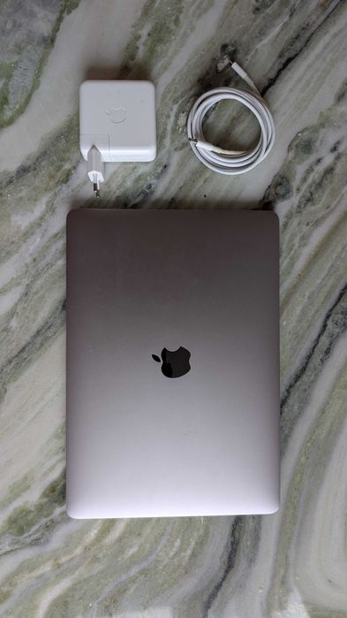 MacBook Pro 13" A1989 (2018) | 16GB / 256GB SSD