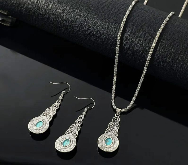 Zestaw biżuterii Nowy