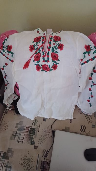 Вишиванка, ллянна, на 34-36 розмір