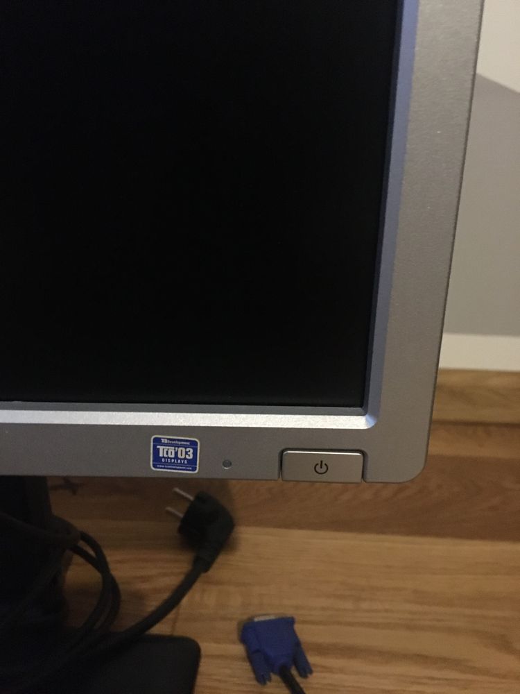 Monitor HP 2065 pion poziom