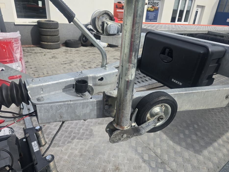 Przyczepa Laweta Niewiadów 4.5 m