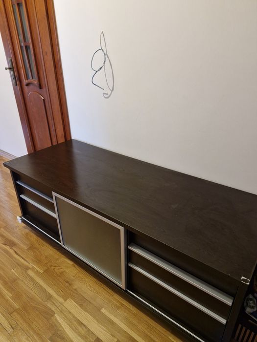 Szafka rtv ciemna, z szufladami