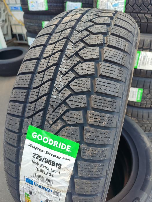 Зимові шини Goodride ZuperSnow Z-507 235/55 R19 105V XL