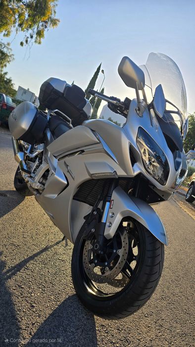 Yamaha FJR 1300 AE (Ultima geração)