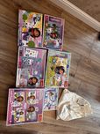puzzle koci domek gabi plus  figurki