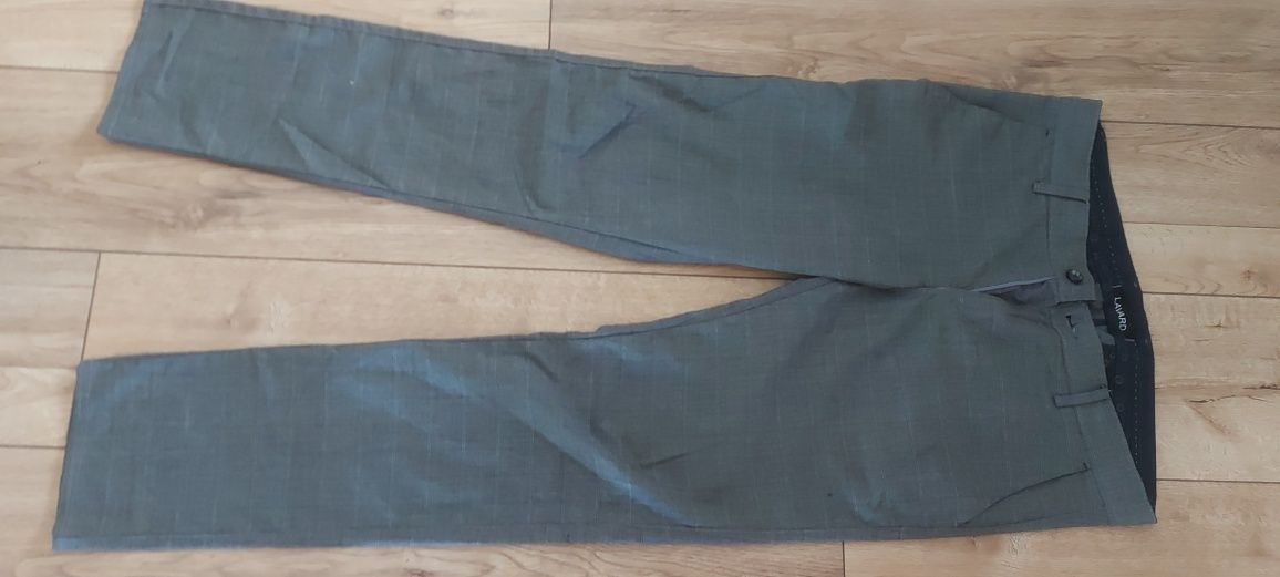 Lavard spodnie  z plamką eleganckie, wyjściowe ,męskie ,szare L