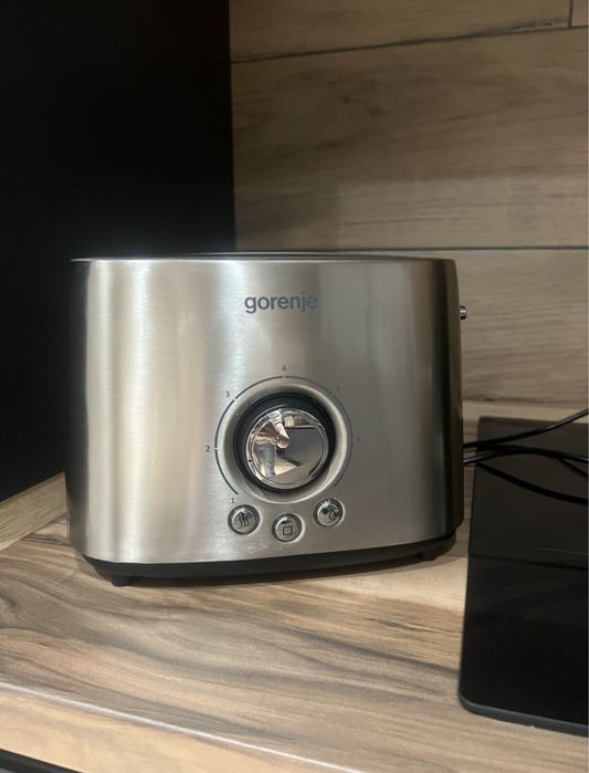 Тостер та чайник