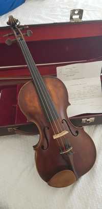 Viola d'arco clássica