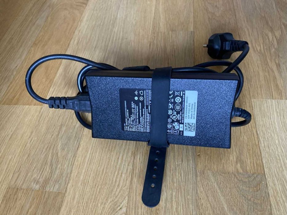 Stacja dokująca Dell WD15 USB-C K17A z oryginalnym zasilaczem 130W