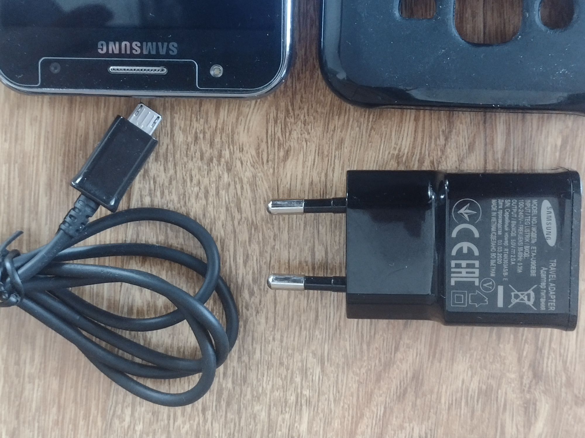 Telefon smartfon Samsung Galaxy j5 + nowa bateria