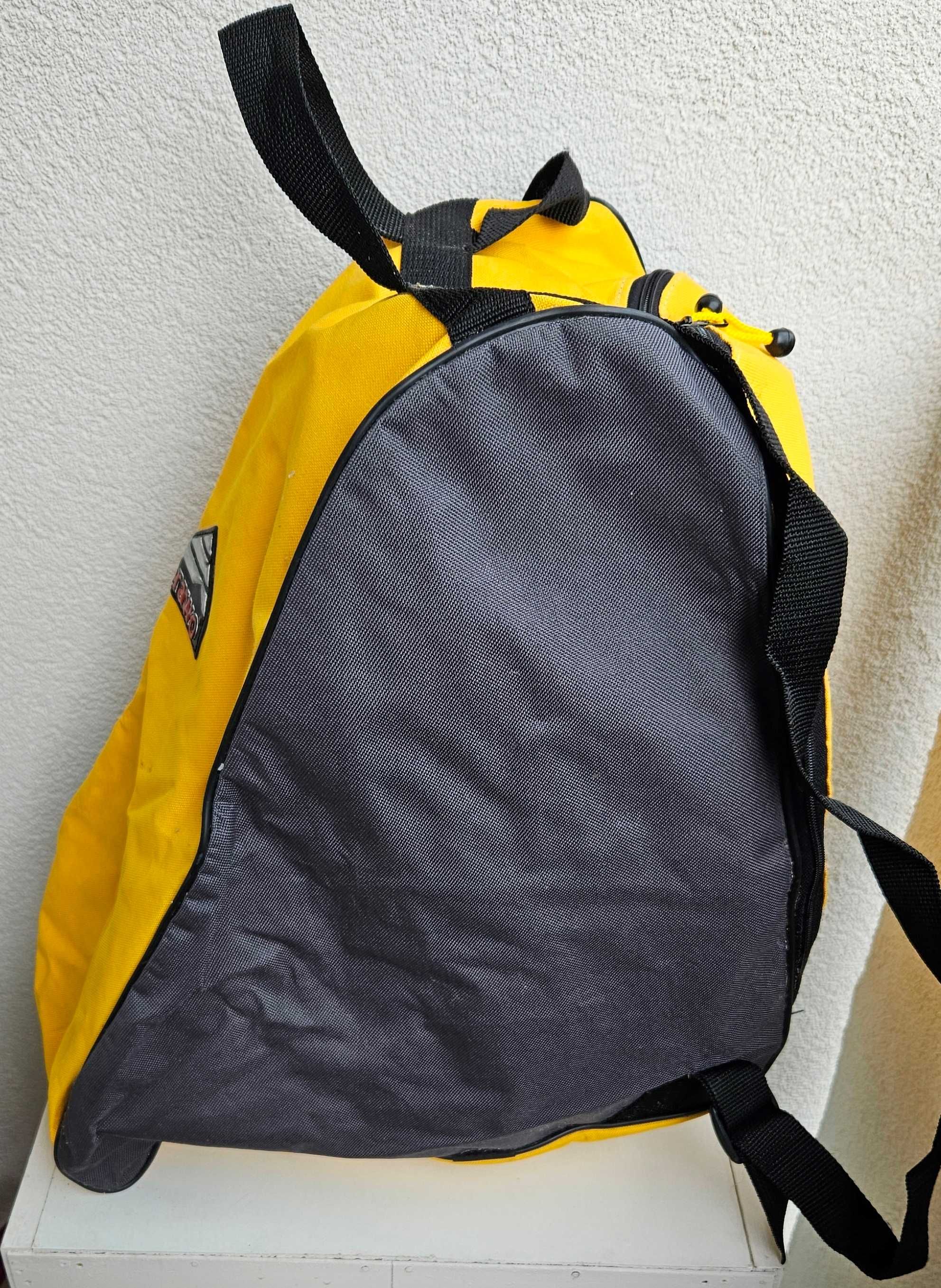 Plecak na rolki łyżwy buty narciarskie kask pokrowiec torba