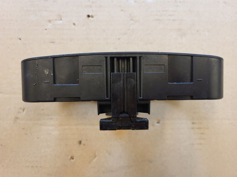 Cupholder Uchwyt na Kubki Mercedes S W221 Oryginalny A2216801991