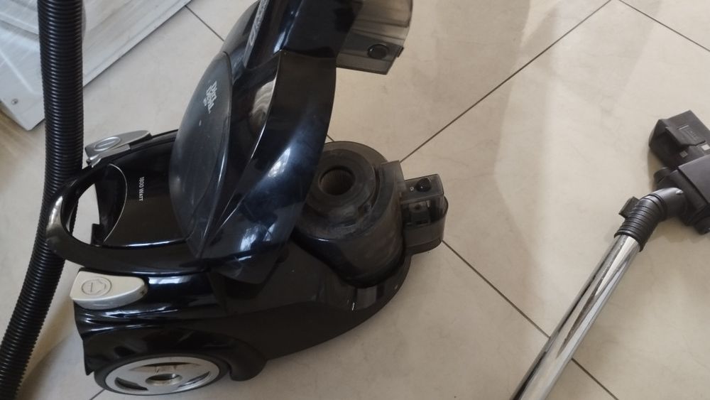 Продам Пилосос Dirt Ultima