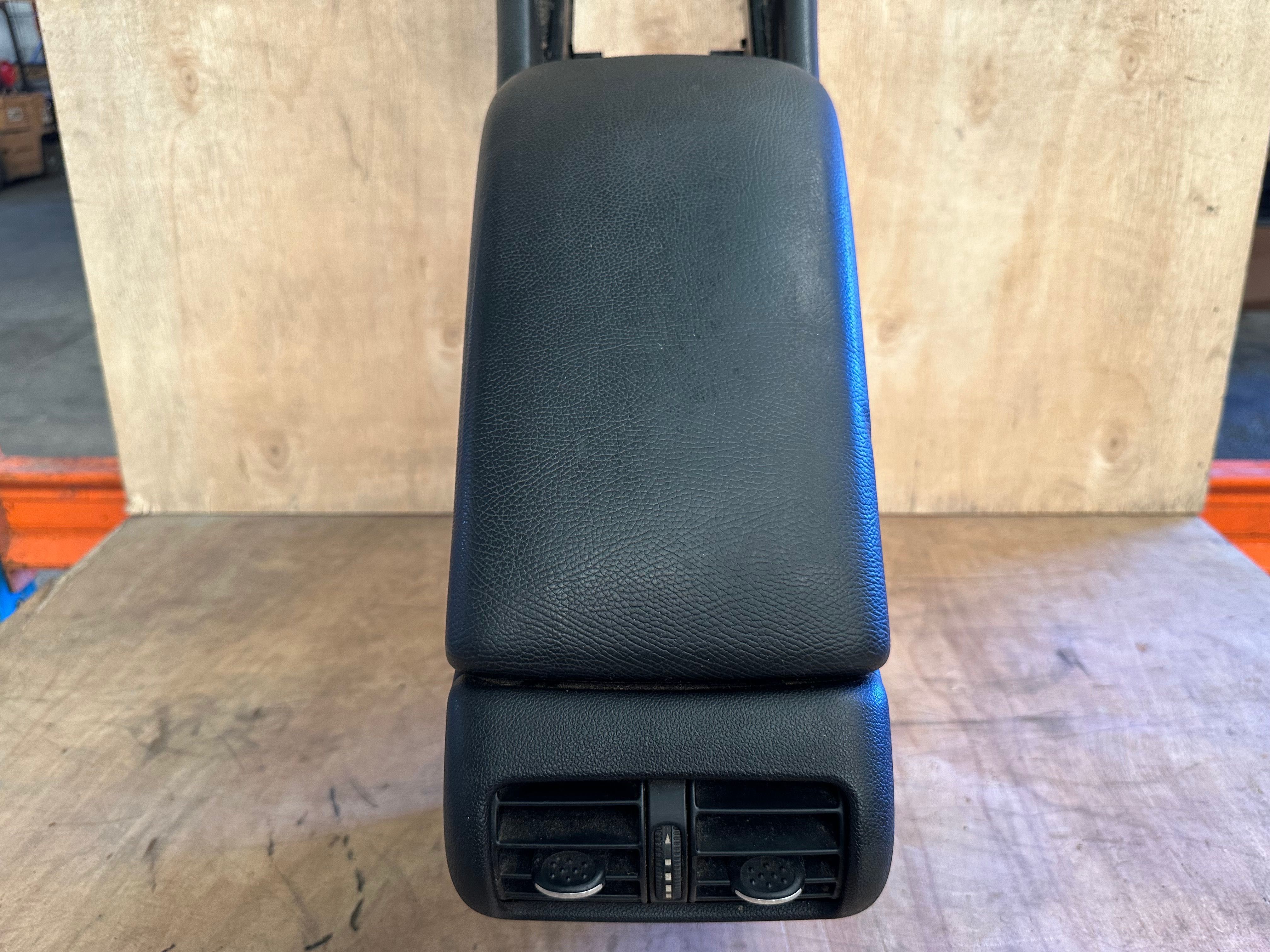 Consola Central Apoio de Braço difusor ar traseiro Mercedes W203 C220
