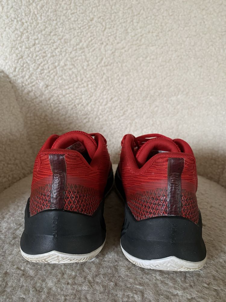 Кросівки Adidas 37,5 ромір ( 23,5 см устілка) 10/10 стан