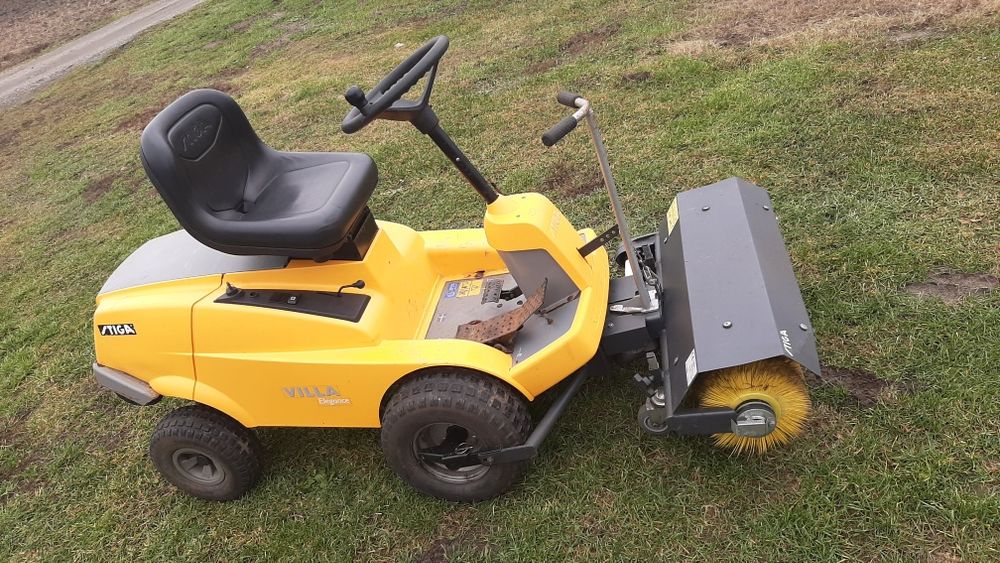 Zamiatarka  traktorek Stiga villa elegance ładny
