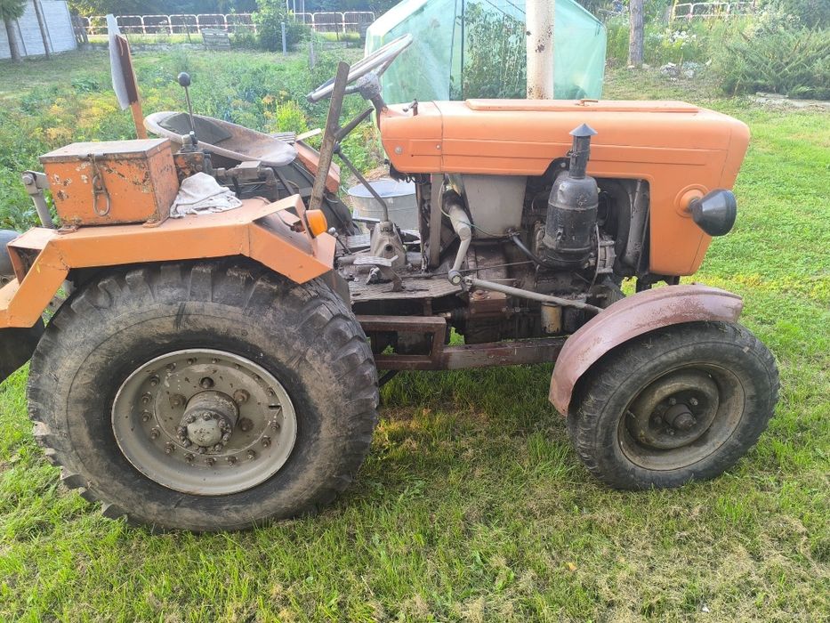 Ciągnik rolniczy sam silnik c-330 beczka gratis