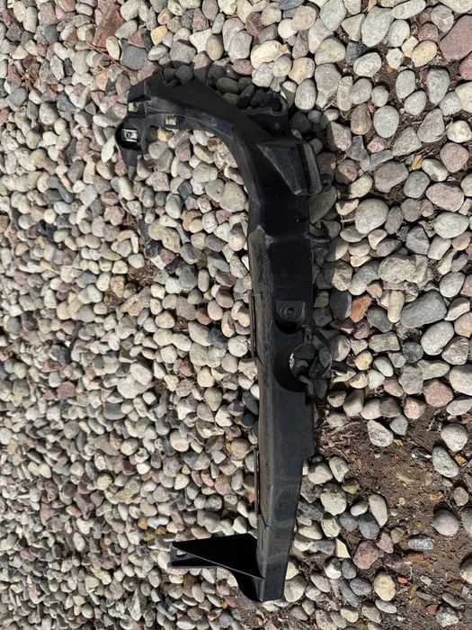 Ślizg lampy lewej BMW E90 E91