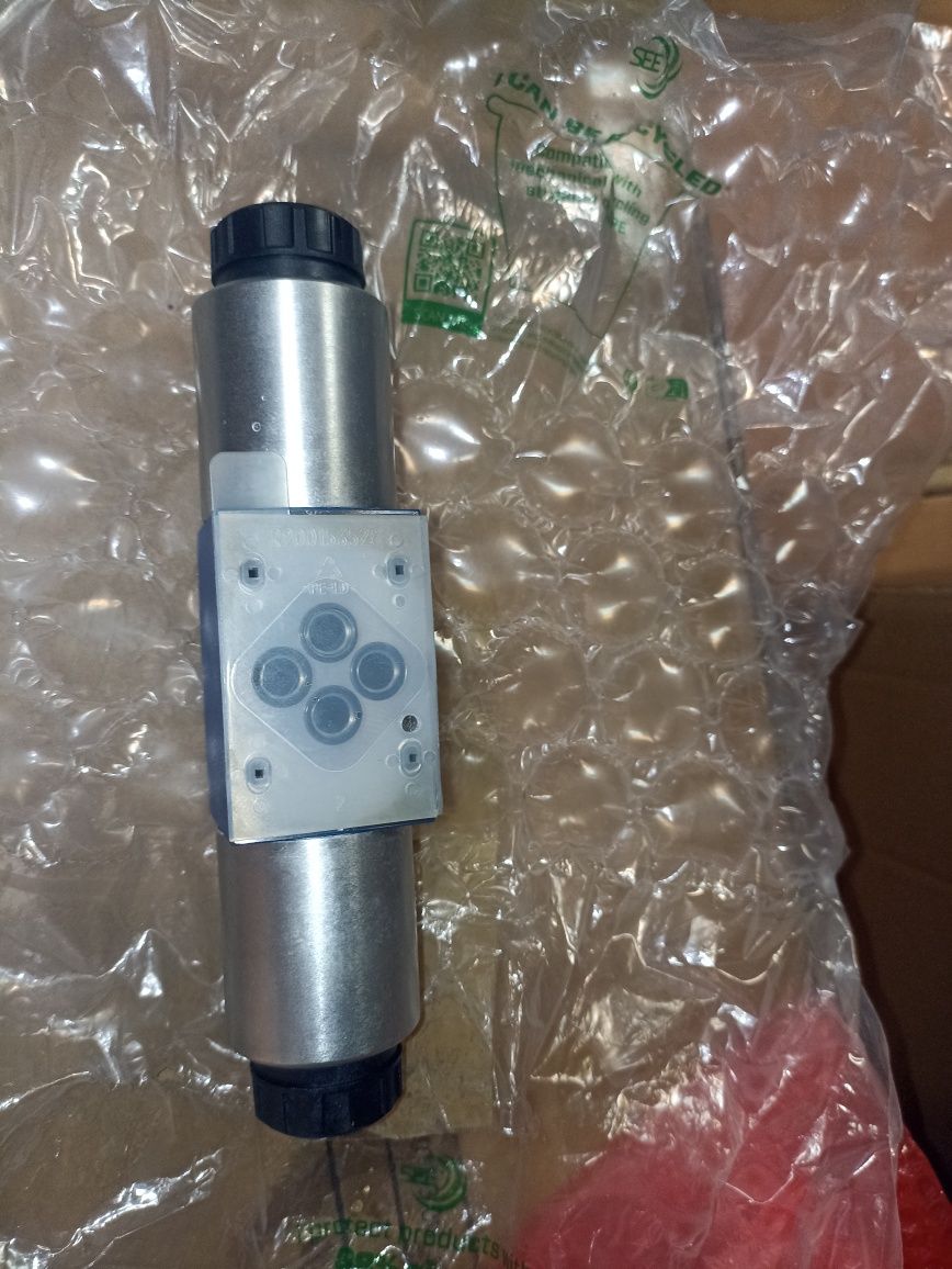 KIERUNKOWY zawór suwakowy  rexroth 4WE6D73-6X/OFEG24N9K4