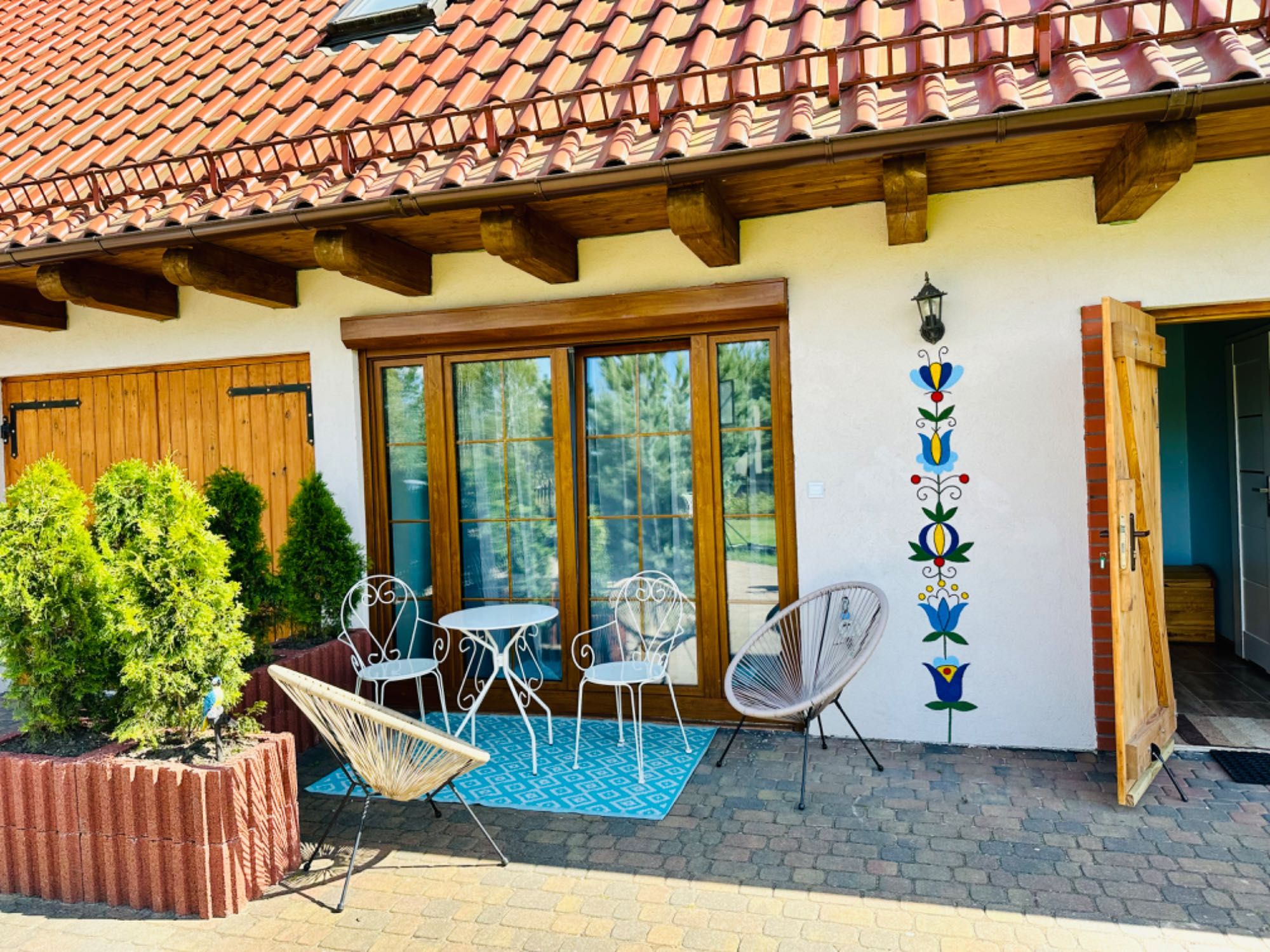 SWORNEGACIE ! Apartamenty gościnne  SWORNA CHATA zapraszają !WAKACJE!