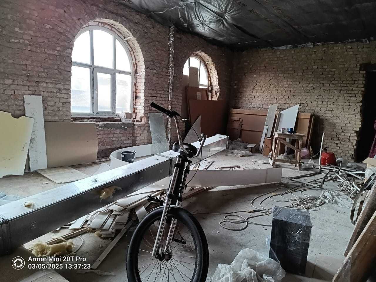 114м+76м поруч з парком
