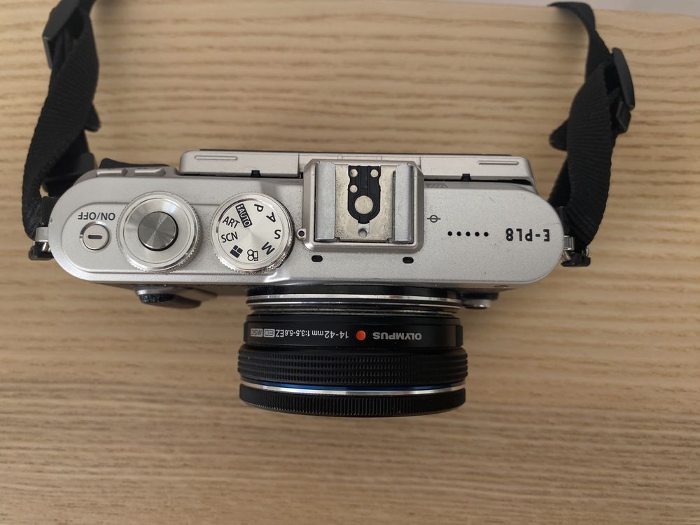 Olympus PEN E-PL8