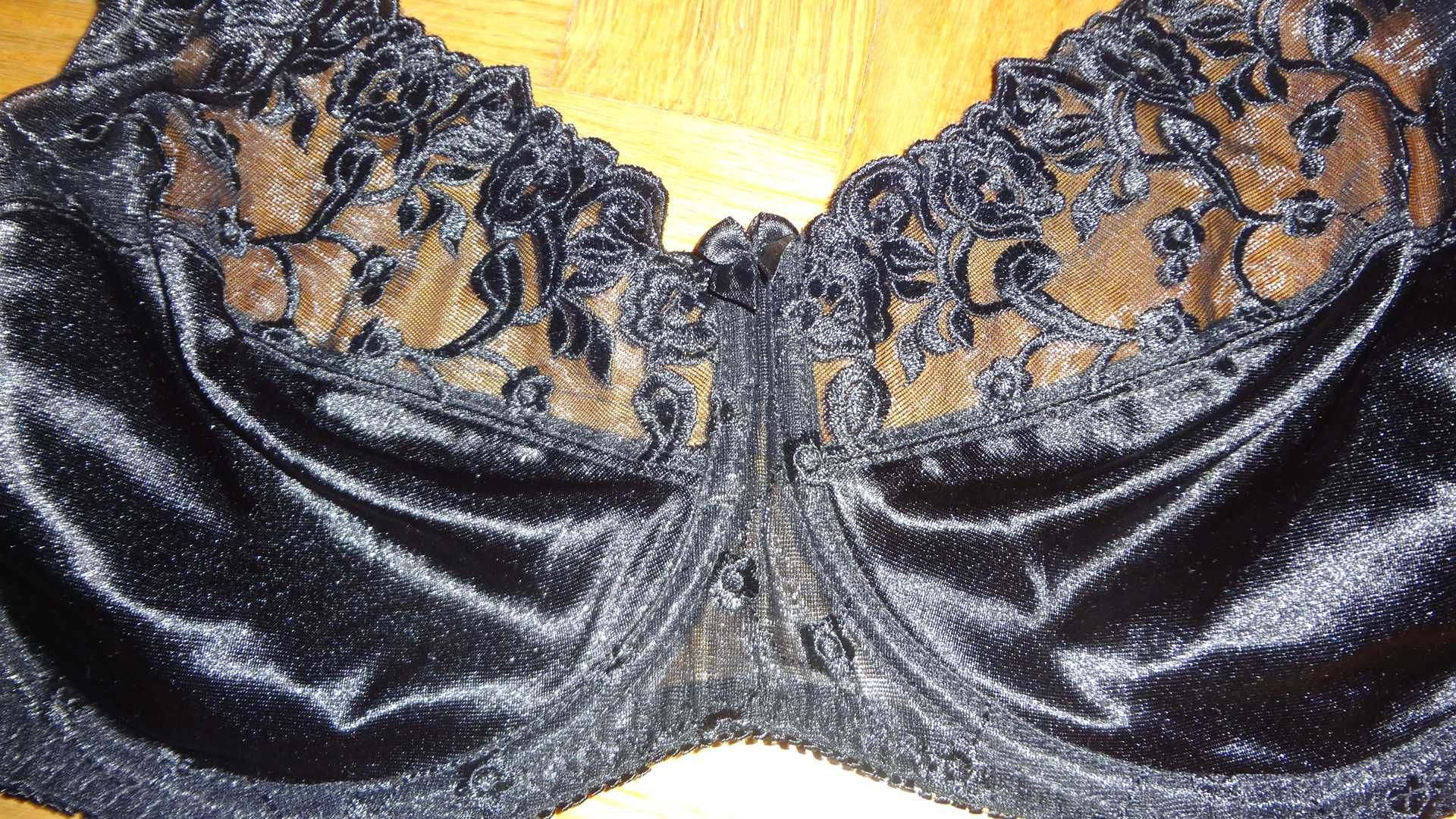 Biustonosz Naturana 100E/44DD jak panache