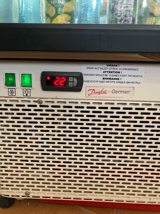 Szafa chłodnicza witrynowa przeszklona Firmy Gold