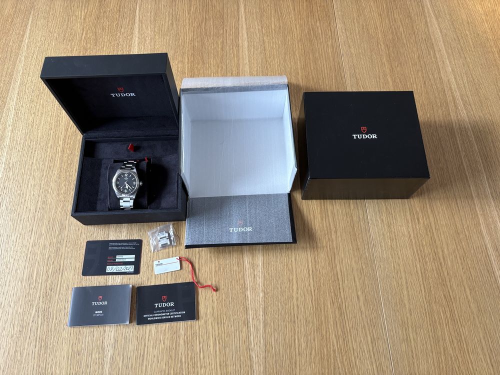 Tudor Ranger Full set