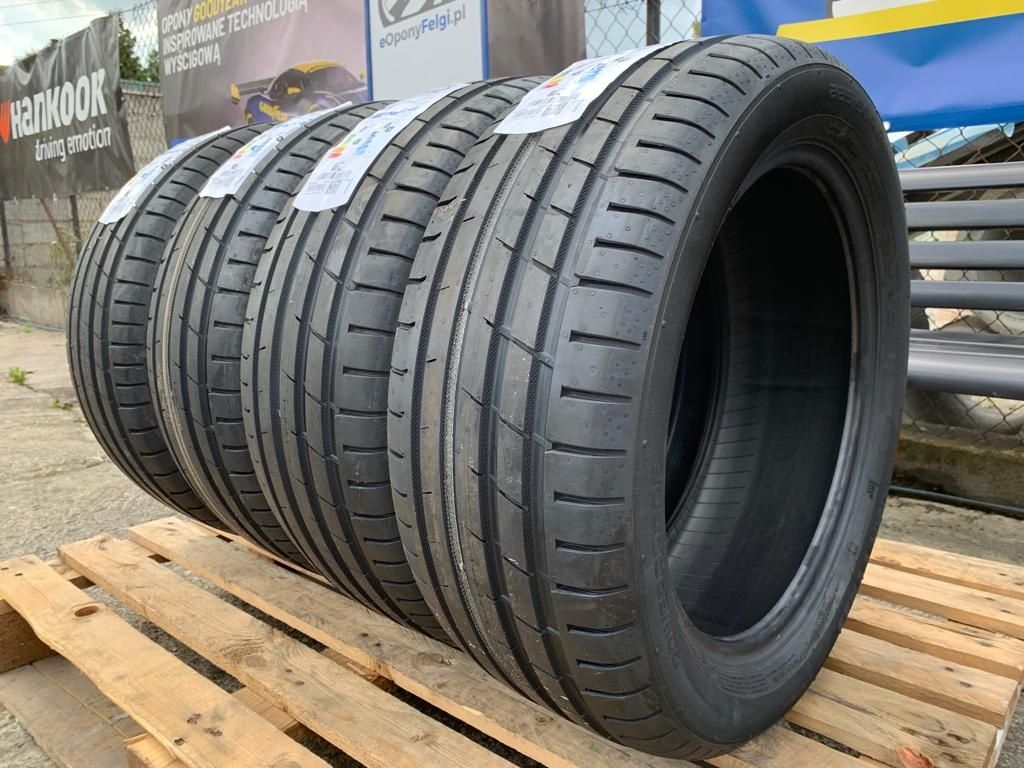 Opony letnie 215/50/17 95w xl nokian powerproof 2022r