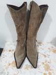 Botas de pele como novas
