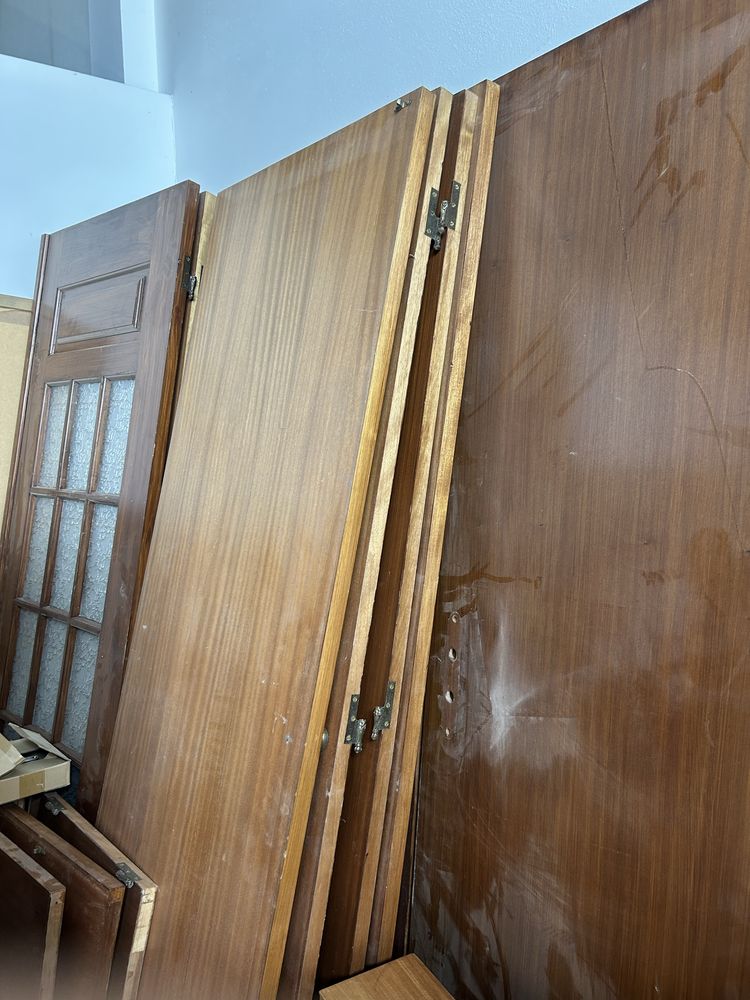 Portas em madeira