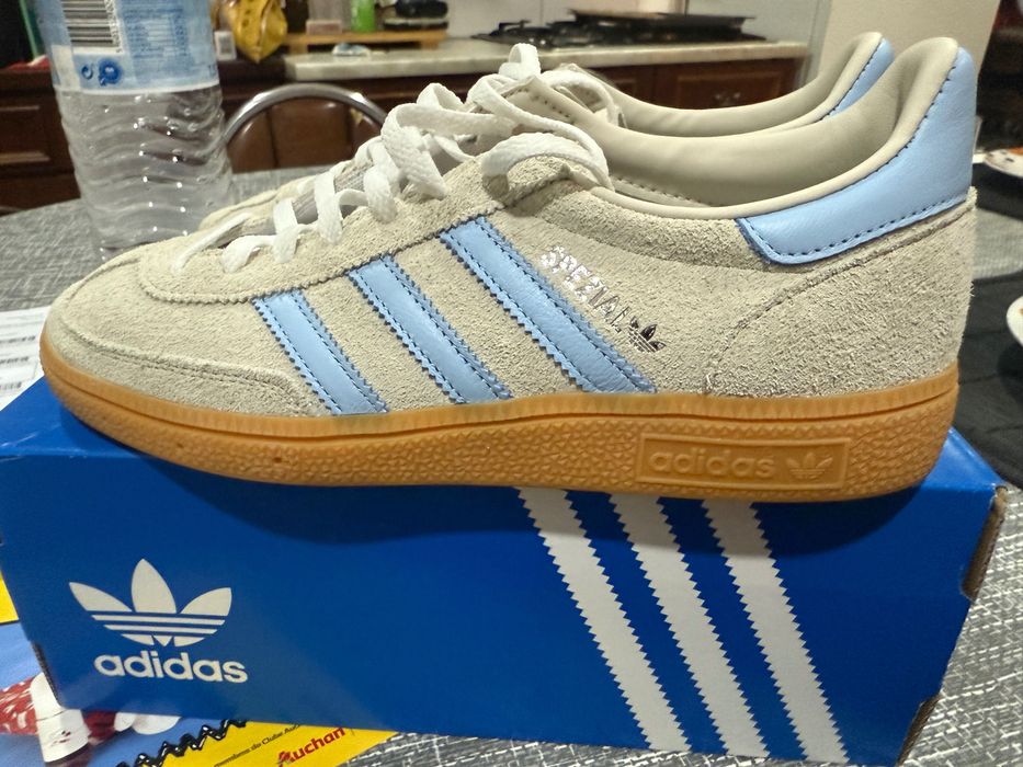 Sapatilhas adidas novas