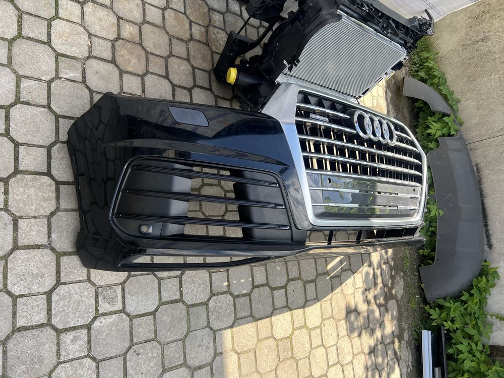 Audi Q7 4M бампер передній