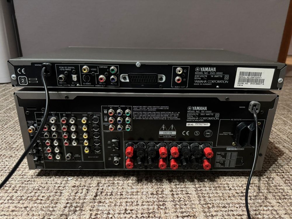 Amplituner Yamaha RX-V550+DVD S550