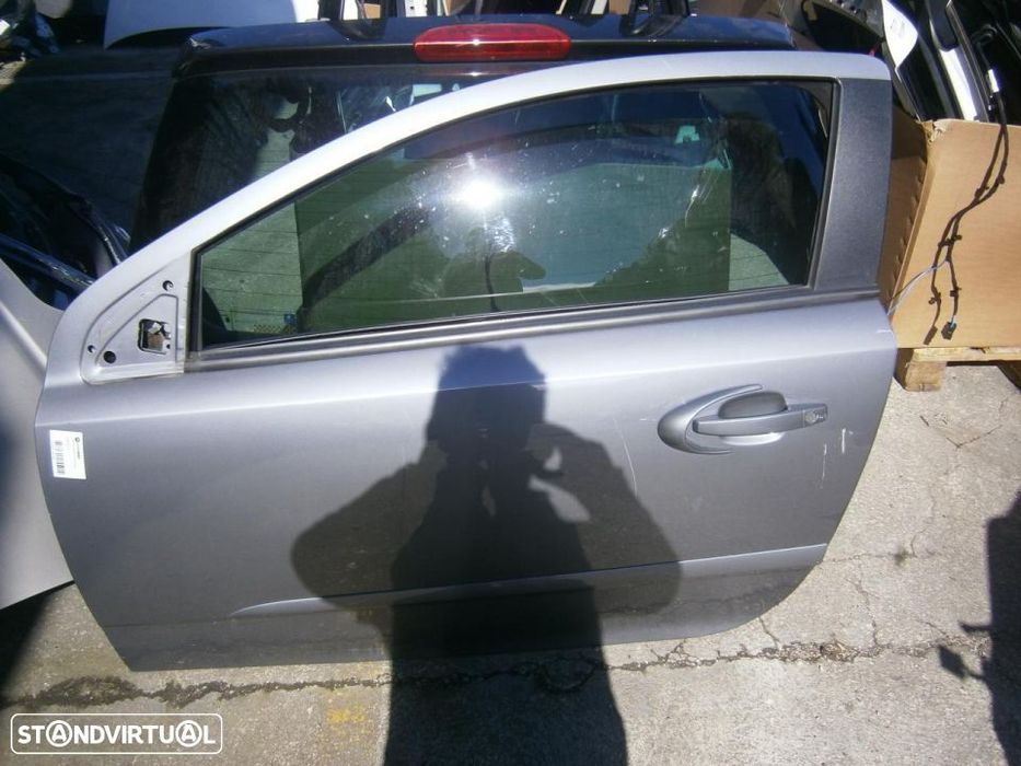 Porta frente esquerda Opel Astra GTC