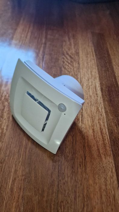 2 Exaustores Silent Dual 300 da S&P – Novos!