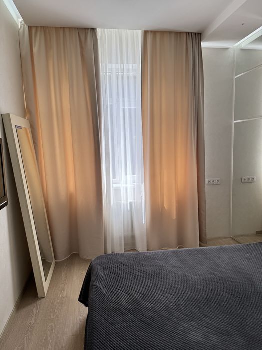 Сдам квартиру с балконом у моря ,1к посуточно в клубном доме,хозяин