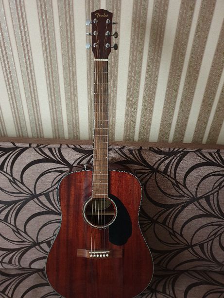 Продам акустичну гітару Fender CD60S All-Mahogany з чохлом Rockbag