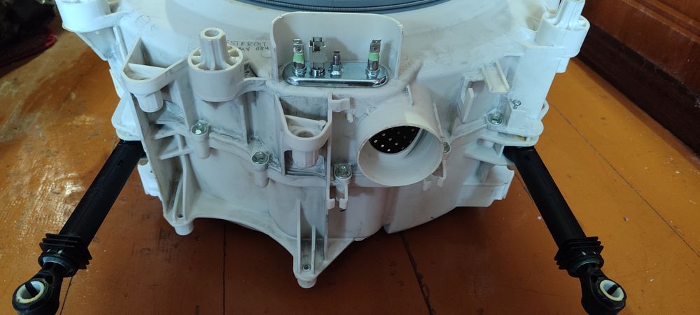 Бак стиральной машины Vestfrost XMV 084