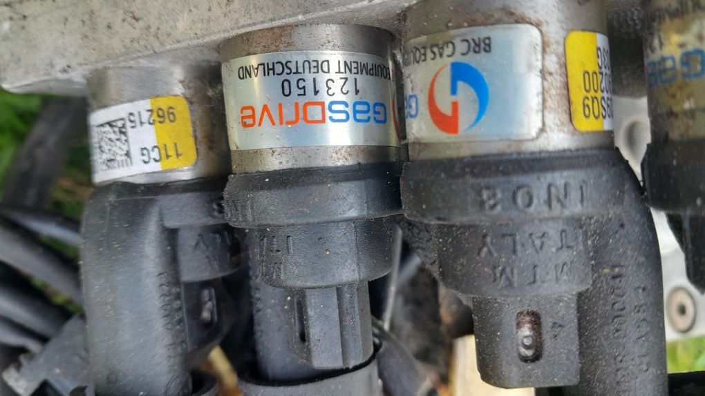Instalacja gazowa lpg 4 cylindy BRC sekwencja wiązka wtryski 240KM