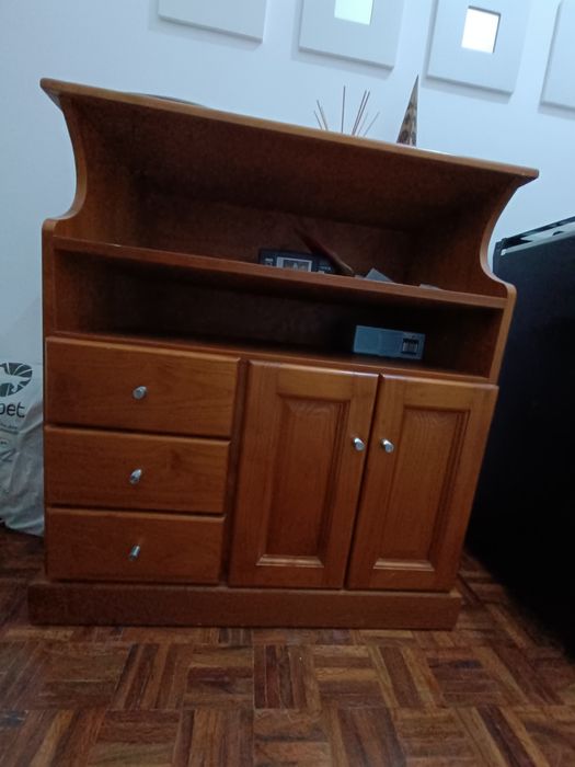 Móvel em bom estado